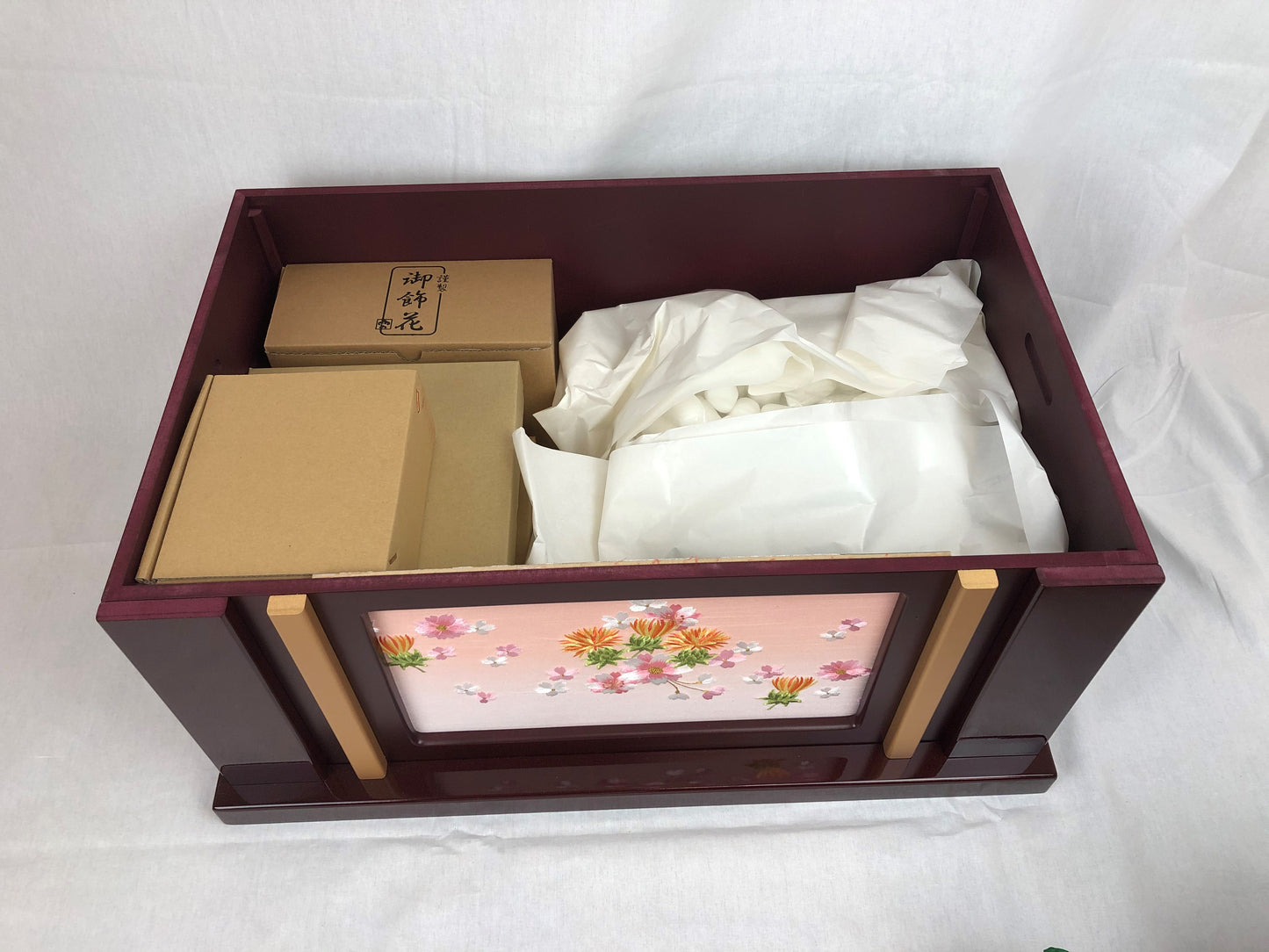 やまがたふるさと雛「紅花刺繍」御雛収納飾り 3071