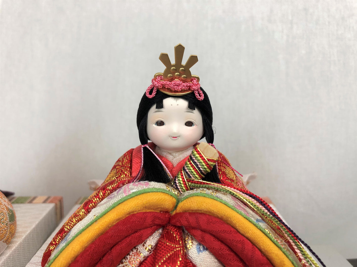 プレミアムコンパクト雛 木目込み親王飾り フラワーアレンジ 3112