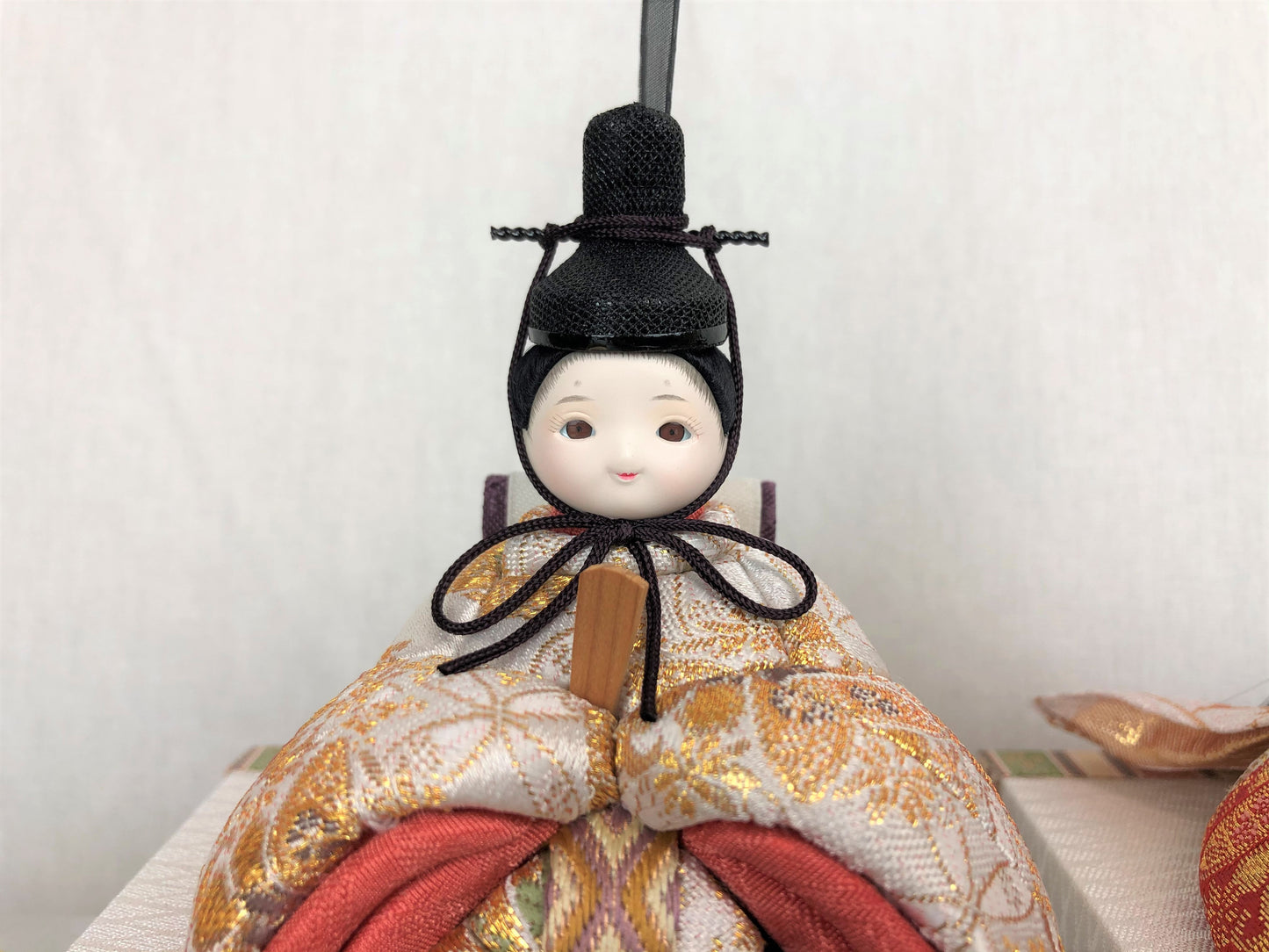プレミアムコンパクト雛 木目込み親王飾り フラワーアレンジ 3112