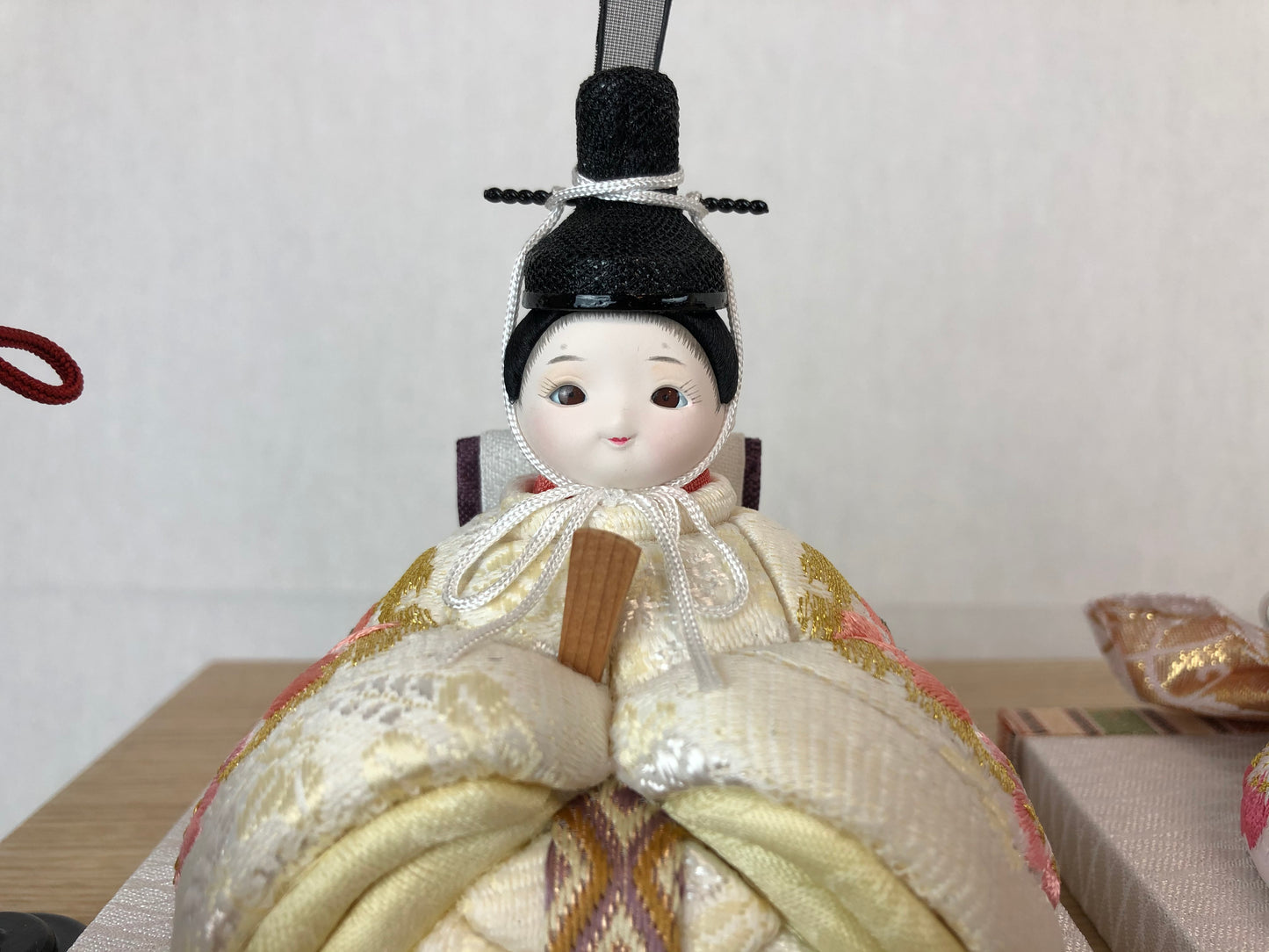 プレミアムコンパクト雛 木目込み親王飾り 収納タイプ 3110