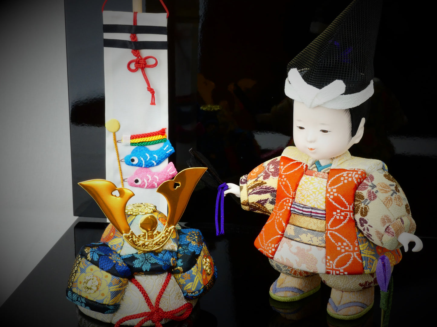 伝統工芸 桐塑胡粉仕上げ 大将飾り 54033