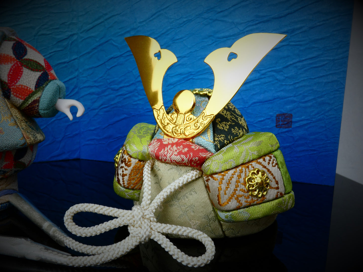 伝統工芸 桐塑胡粉仕上げ 大将飾り 54032