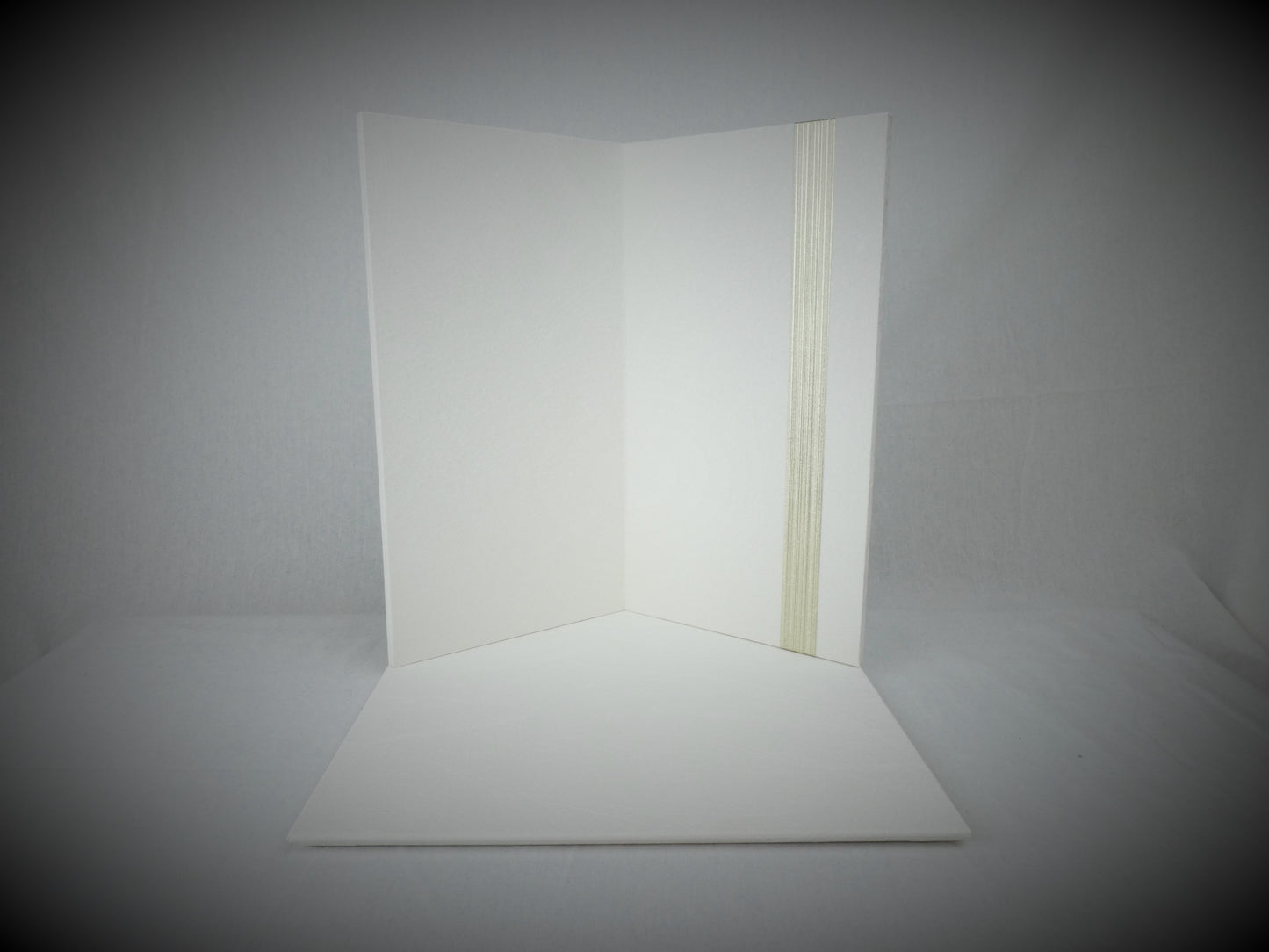 木目込み兜飾り