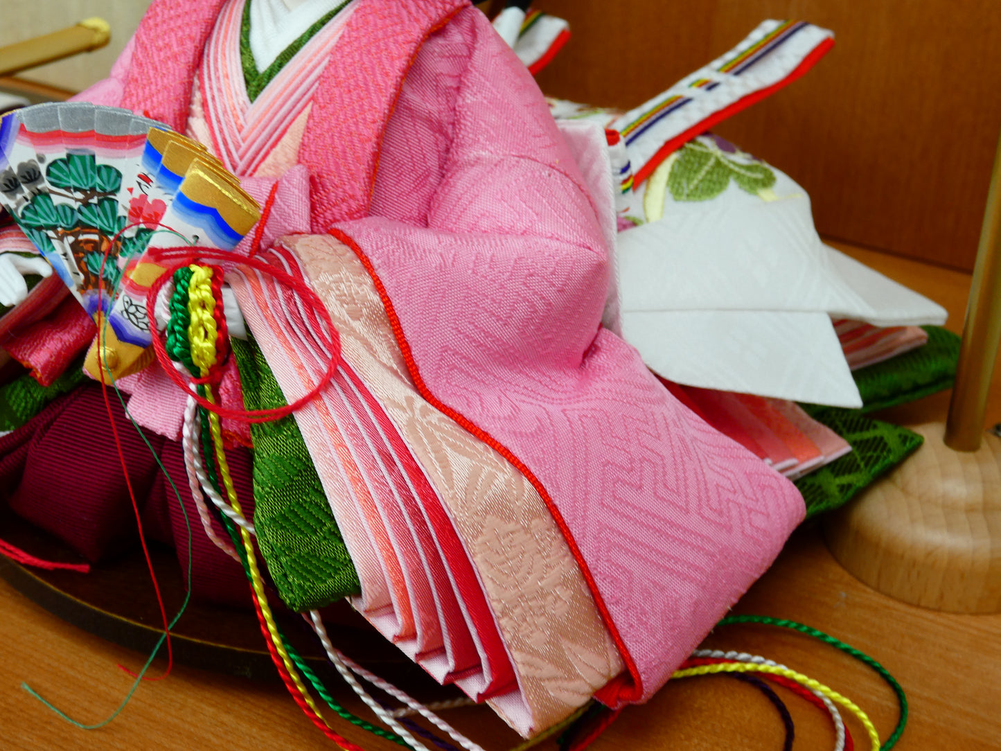ふるさとやまがた雛 「紅花・阿波藍」手染め 親王飾り