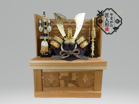 紅花染糸縅 金山杉収納箱 御兜飾り 53032