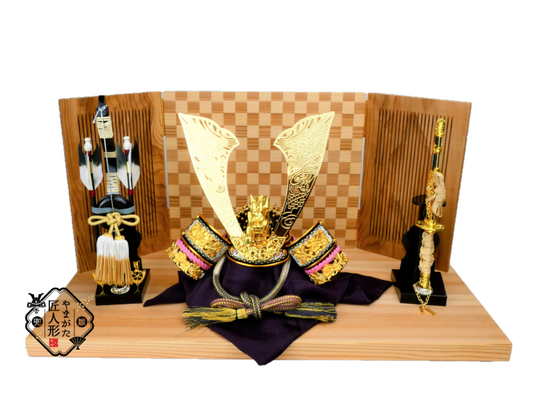 紅花染糸縅 金山杉市松模様 御兜飾り 54501