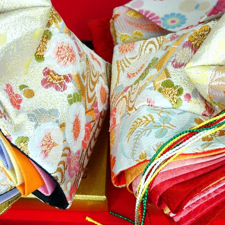 「夢桜」親王ケース飾り 被布着特典付き