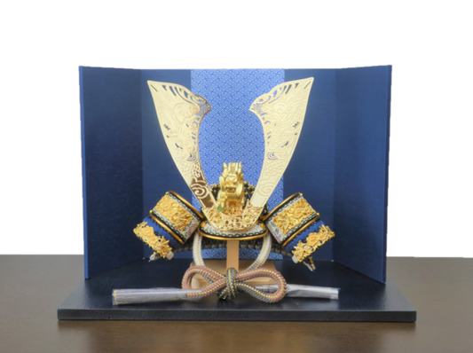 徳島県「阿波藍」手染め兜飾り 54053